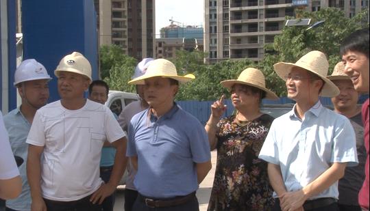 耒阳市人民政府门户网站-邱小兵调研我市秋季招生学位保障项目建设