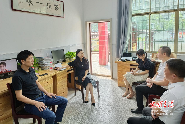 耒阳市人民政府门户网站-阳姣丽到灶市街街道调研教育工作