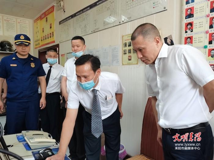 周斐督查耒阳市国庆节前消防安全