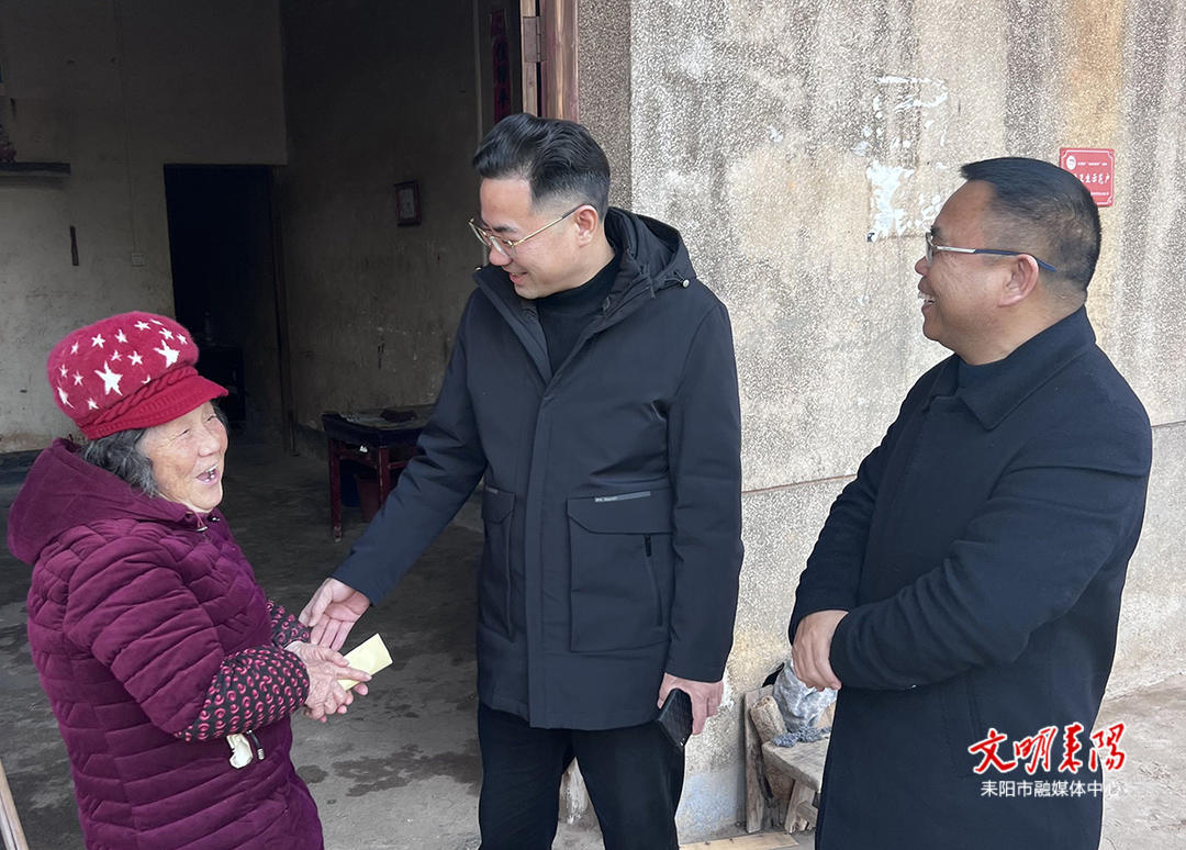 尹建恒到马水镇督导安全生产慰问困难群众